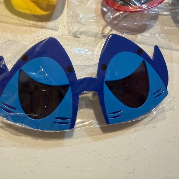 19 Colorful Novelty Sunglasses Collection 24 Hawaiian leis NEW - Picture 9 of 15